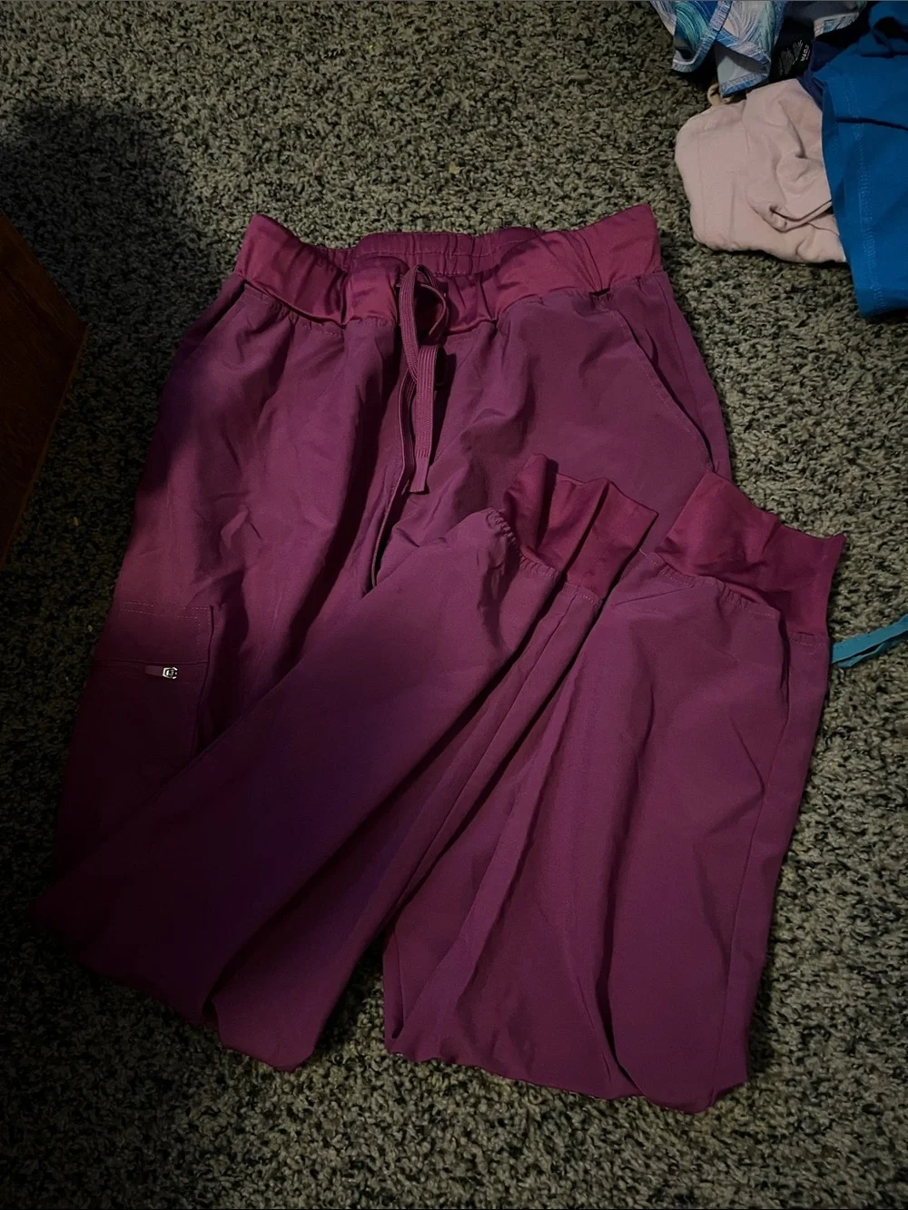 Plum Scrub Set - Small